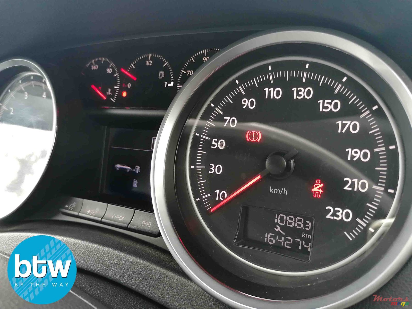 2013' Peugeot 508 photo #7