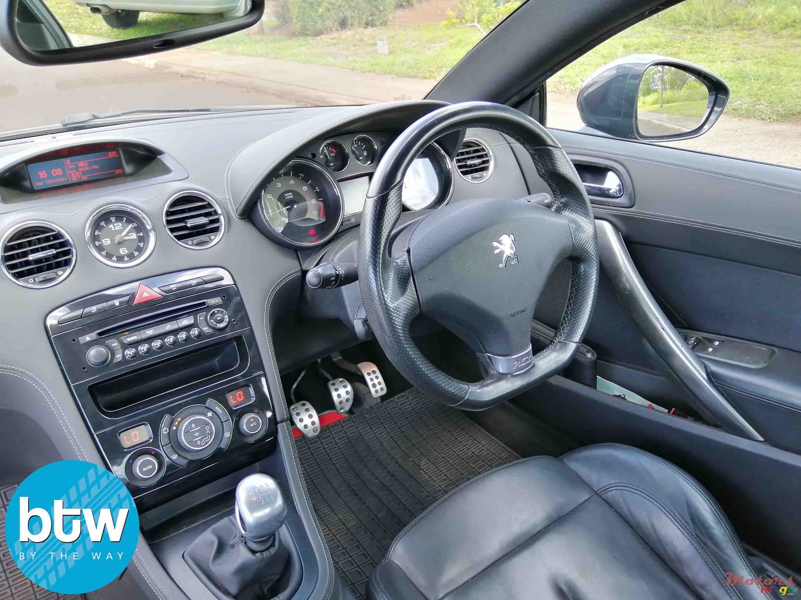 2011' Peugeot RCZ photo #6