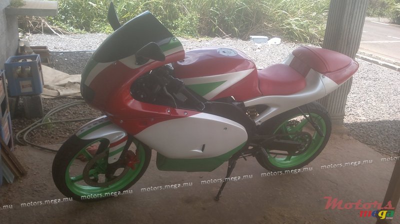 2001' Aprilia rs50 photo #1