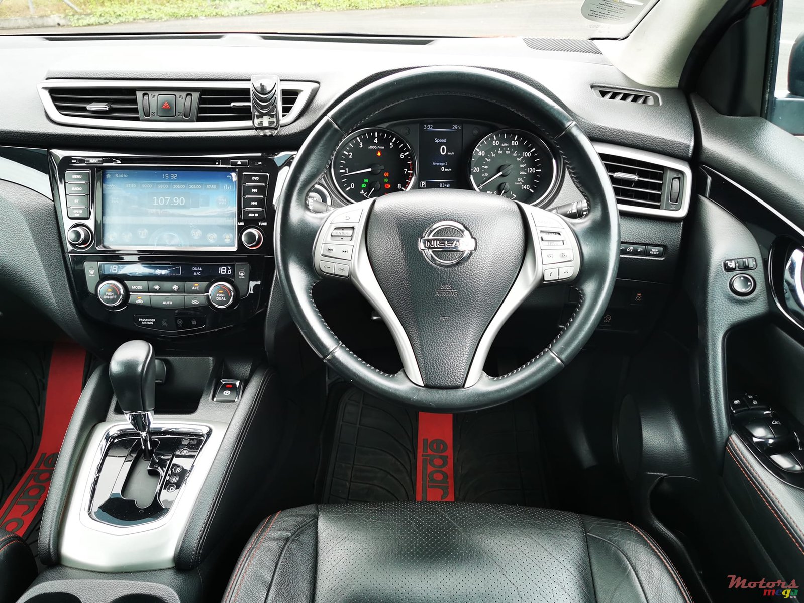 2015' Nissan Qashqai 1.2T photo #6