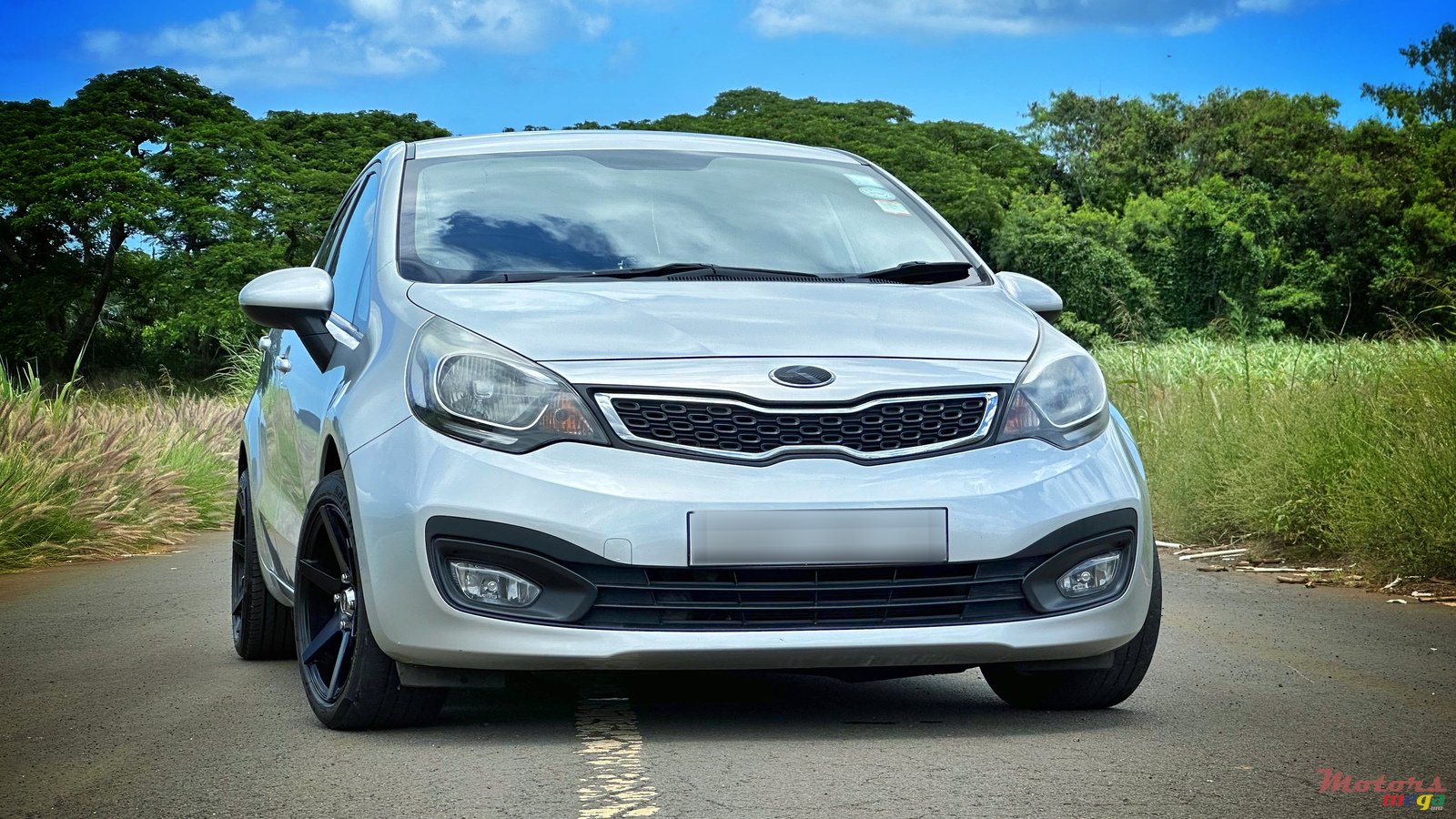 2013' Kia Rio photo #2
