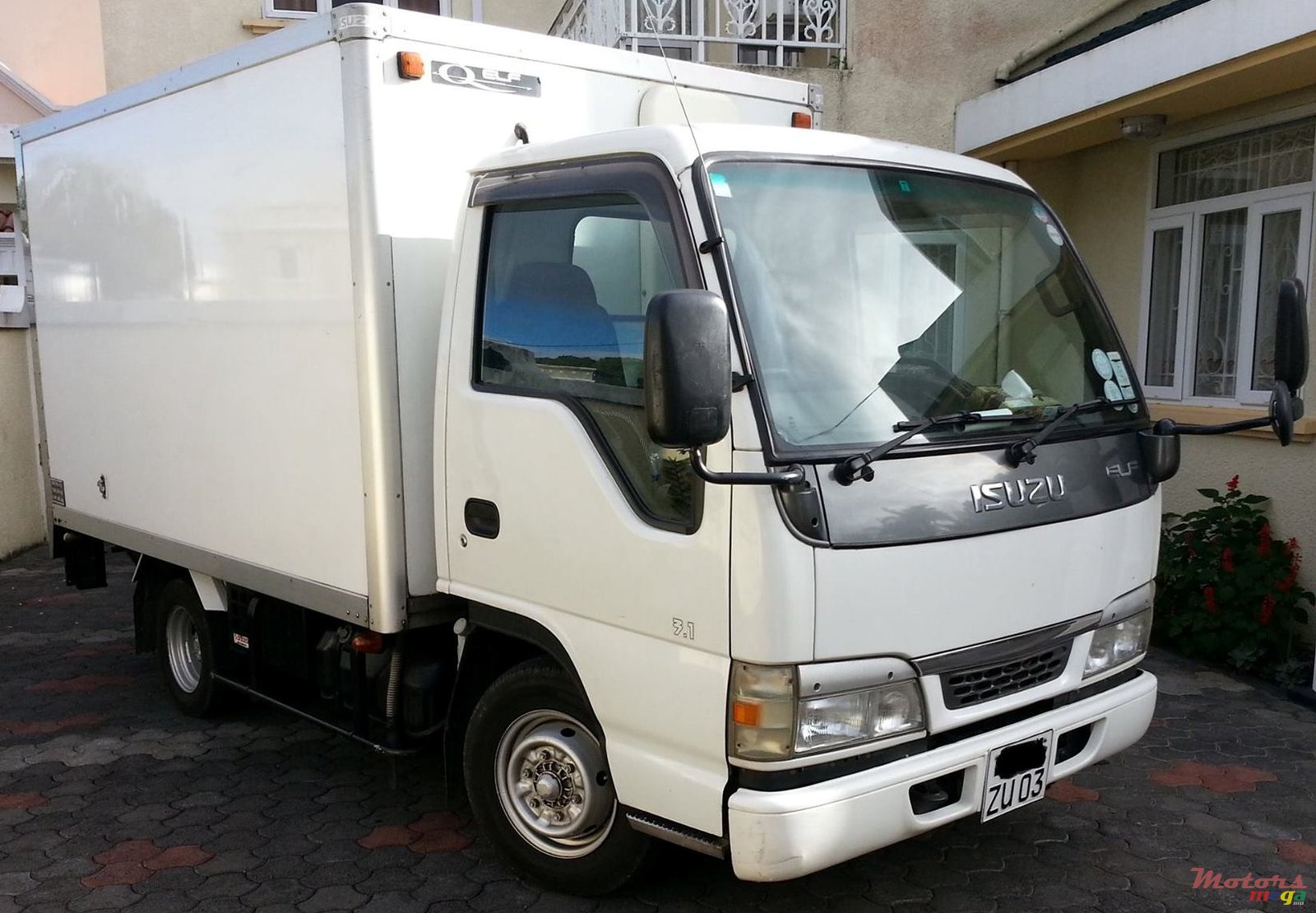 2003' Isuzu ELF  photo #2