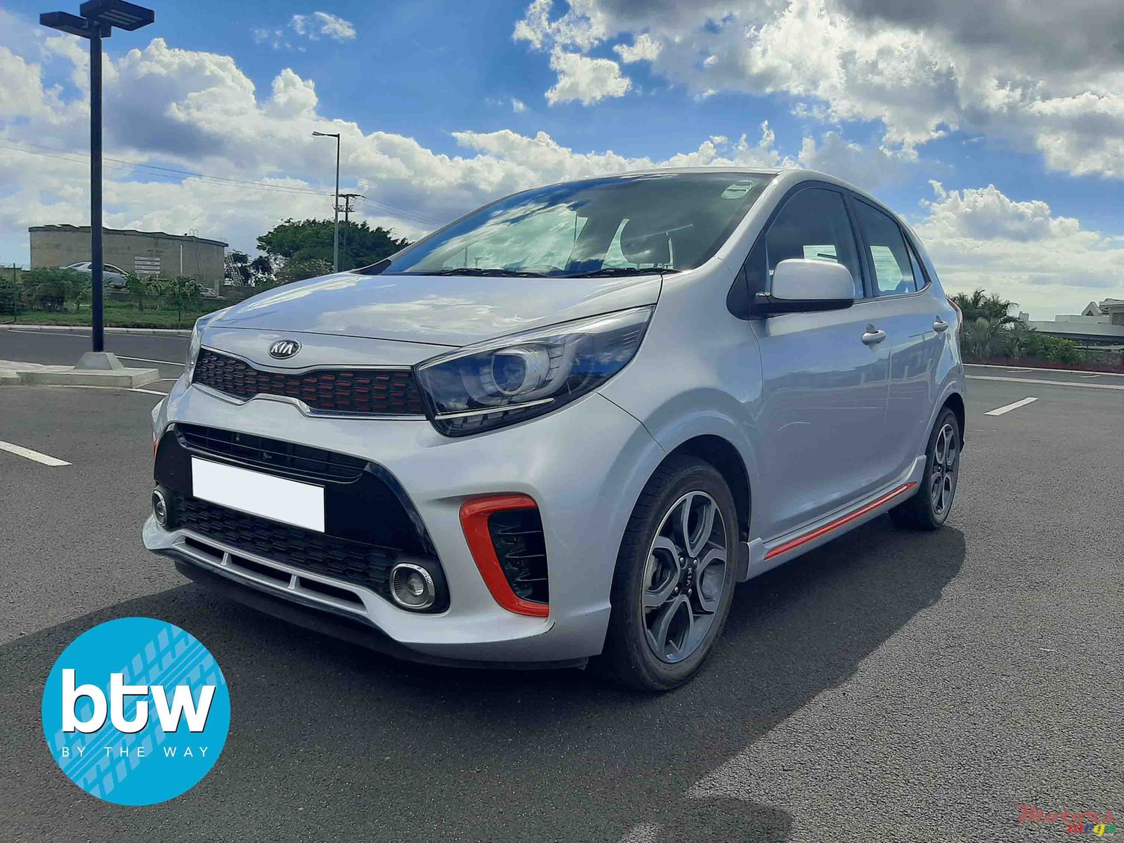 2017' Kia Rio photo #2