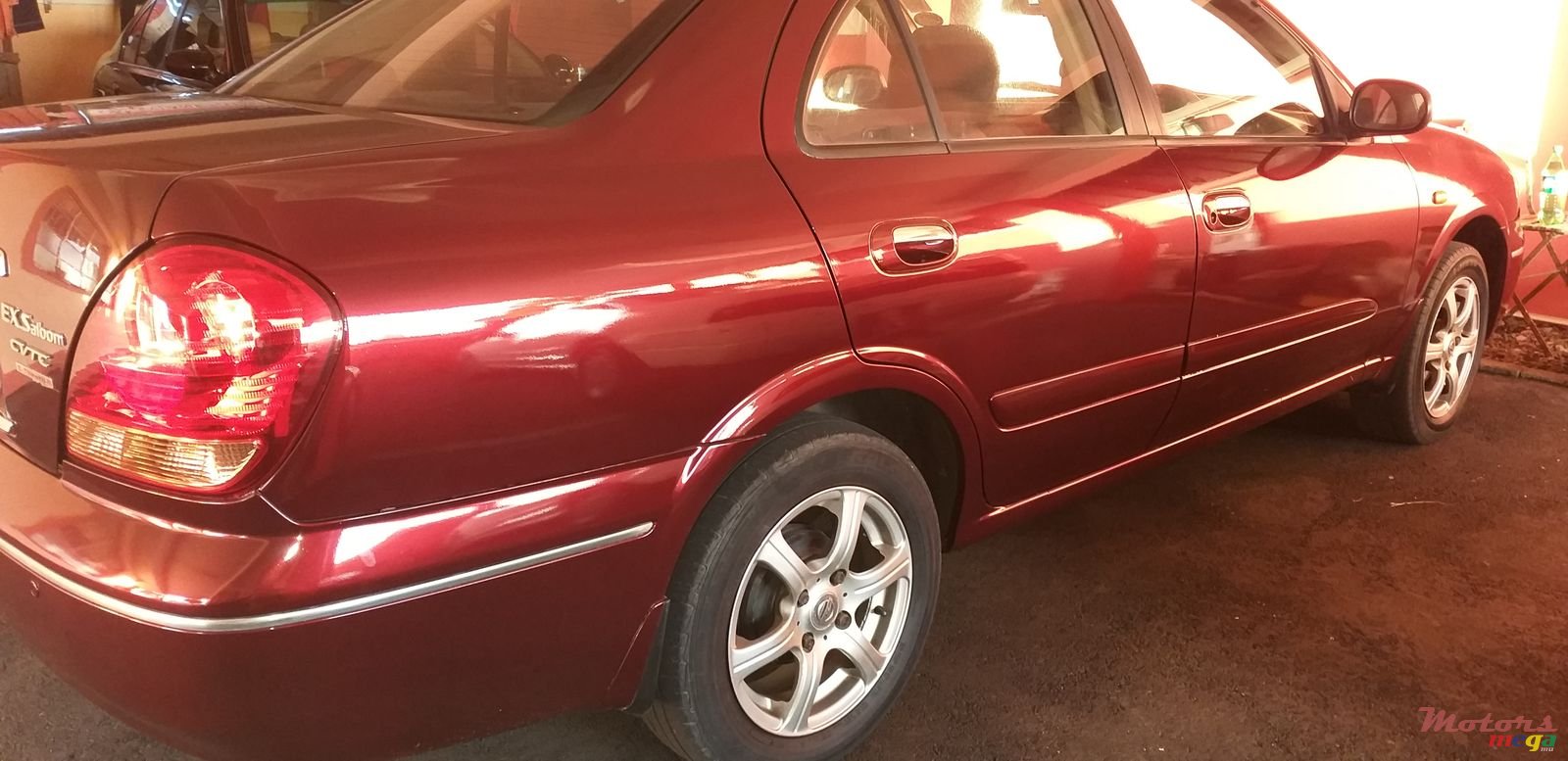 2004' Nissan Sunny photo #3