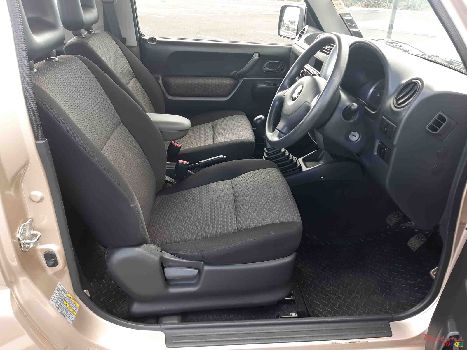 2007' Suzuki Jimny photo #5