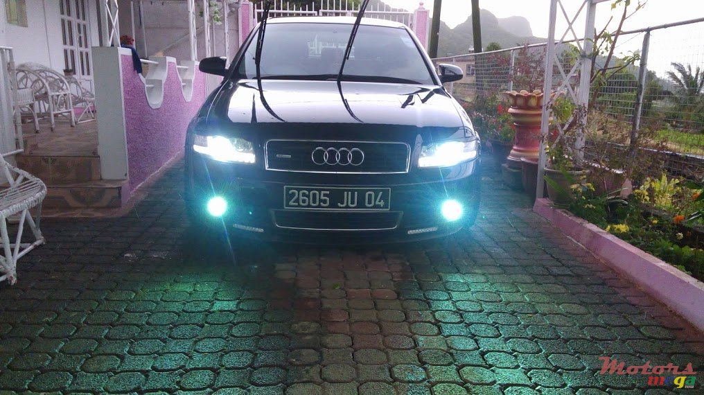 2004' Audi A4 B6 photo #1
