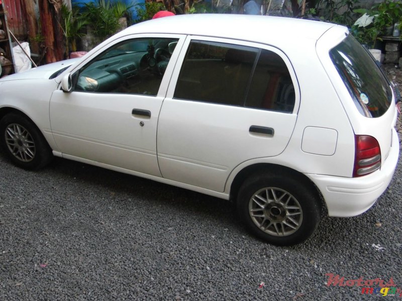 1998' Toyota Starlet photo #1