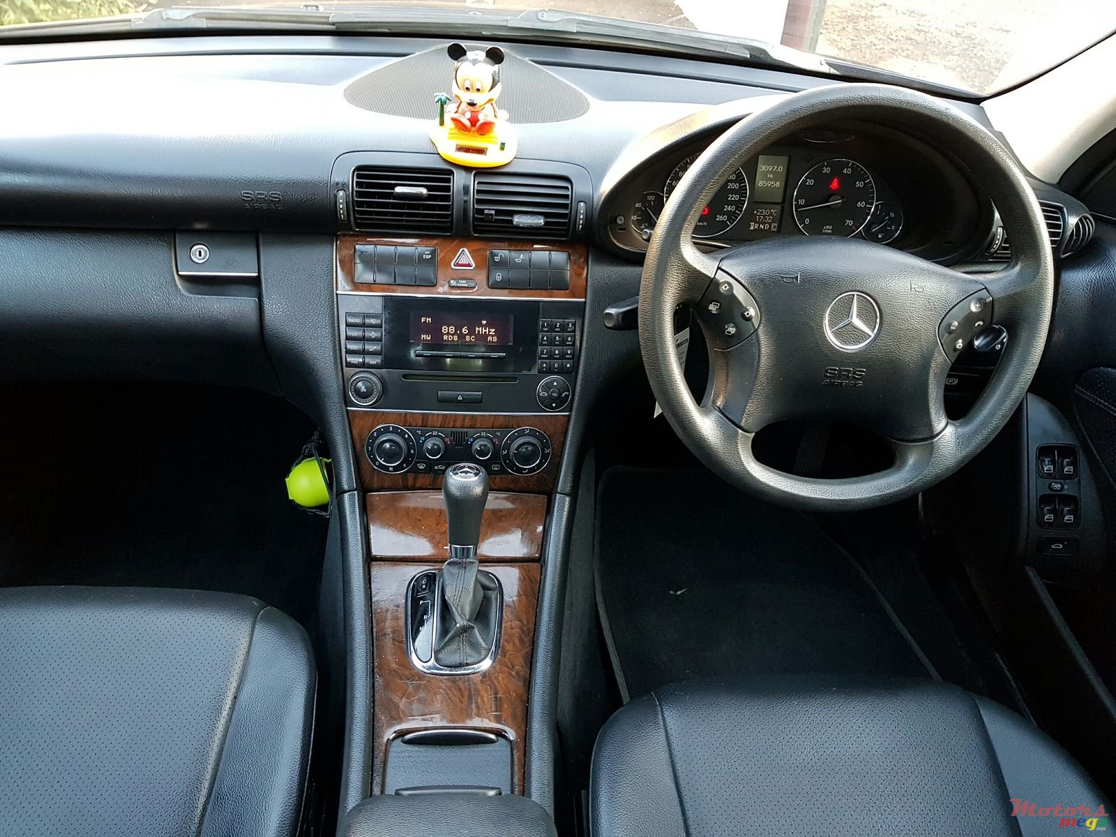 2007' Mercedes-Benz c 180 automatic photo #5