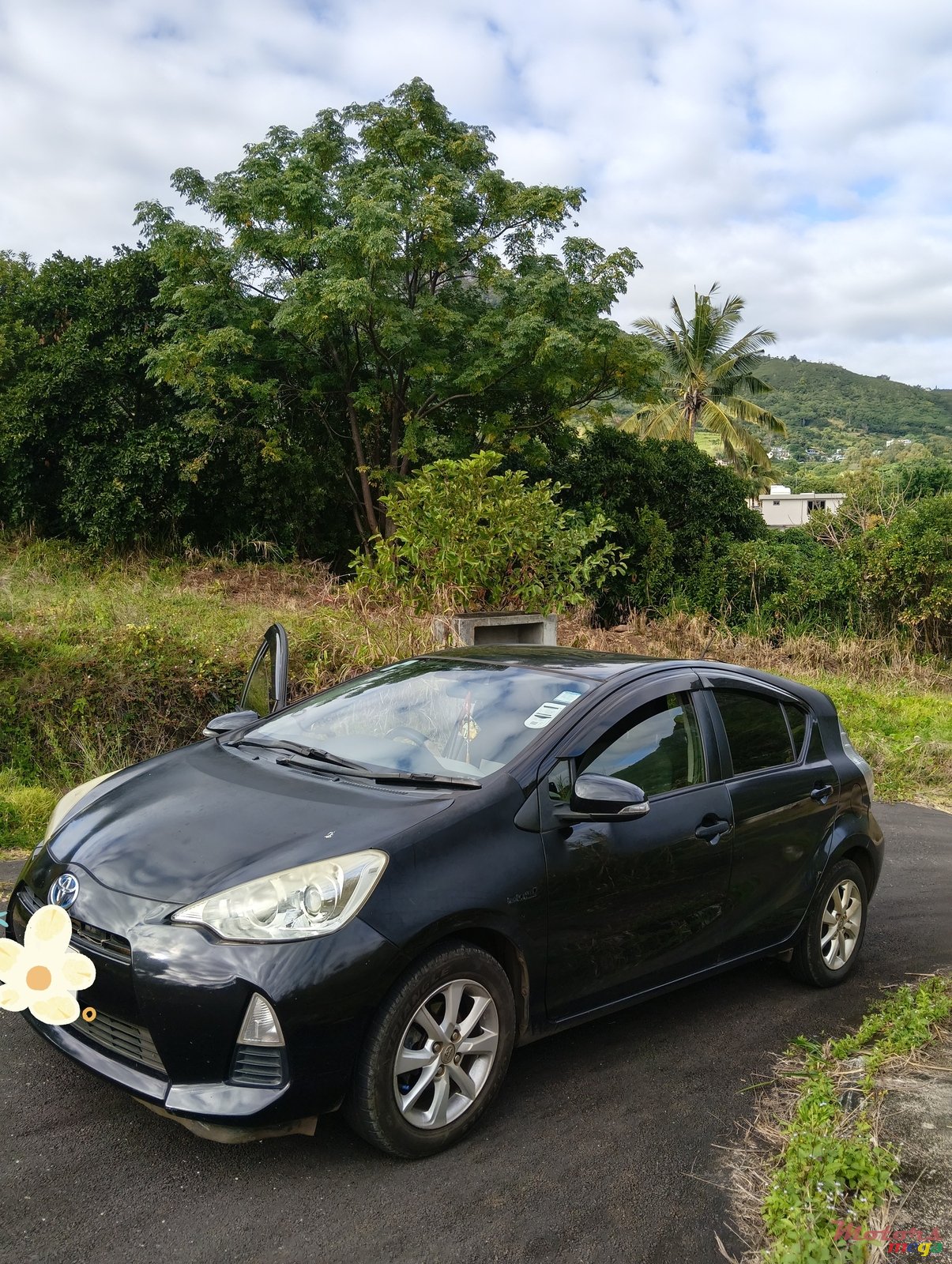 2014' Toyota Aqua photo #5