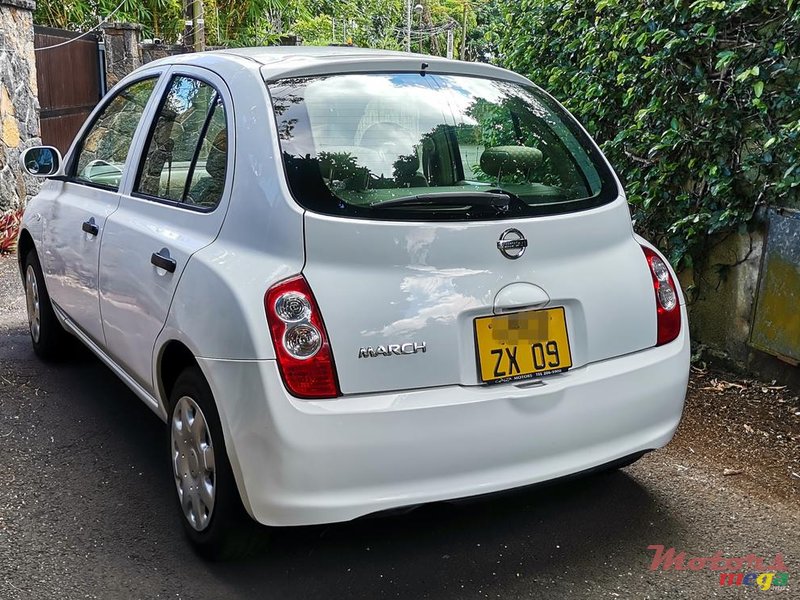 2009' Nissan March photo #7