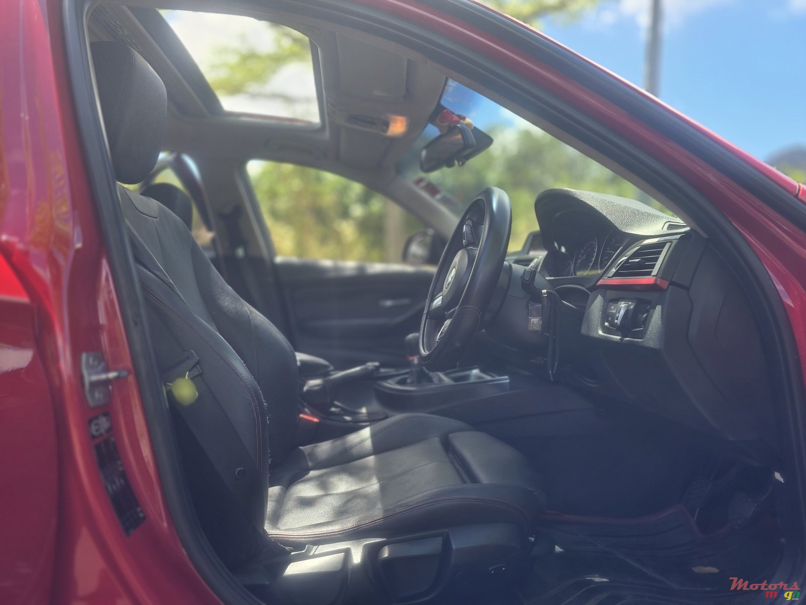 2014' BMW 3 Series Sport 1.6 photo #5