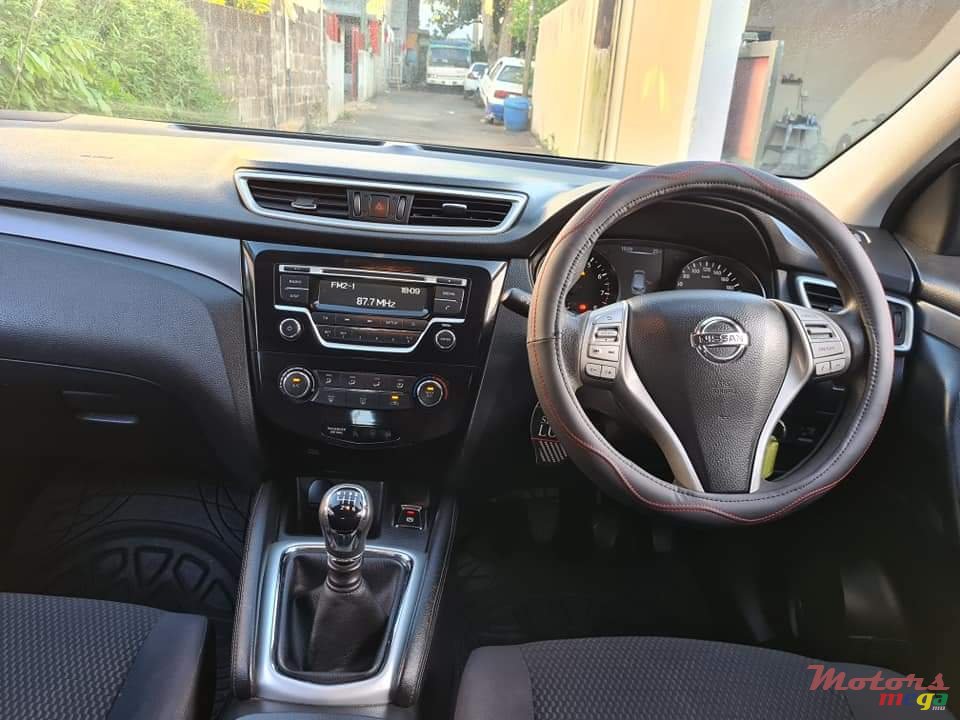 2015' Nissan Qashqai photo #5