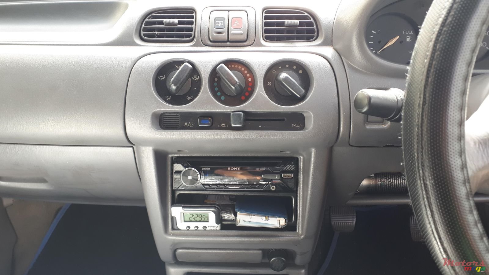 2001' Nissan March photo #4