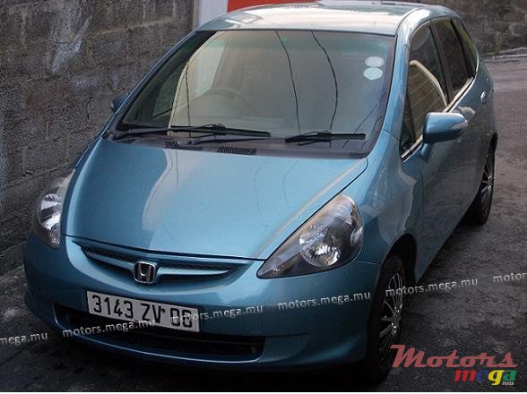 2006' Honda Fit photo #2