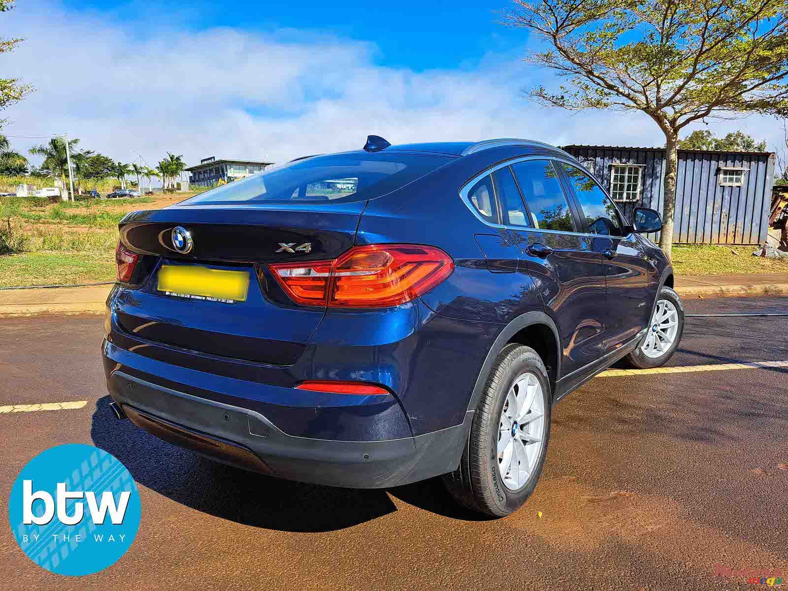 2017' BMW X4 XDRIVE photo #4