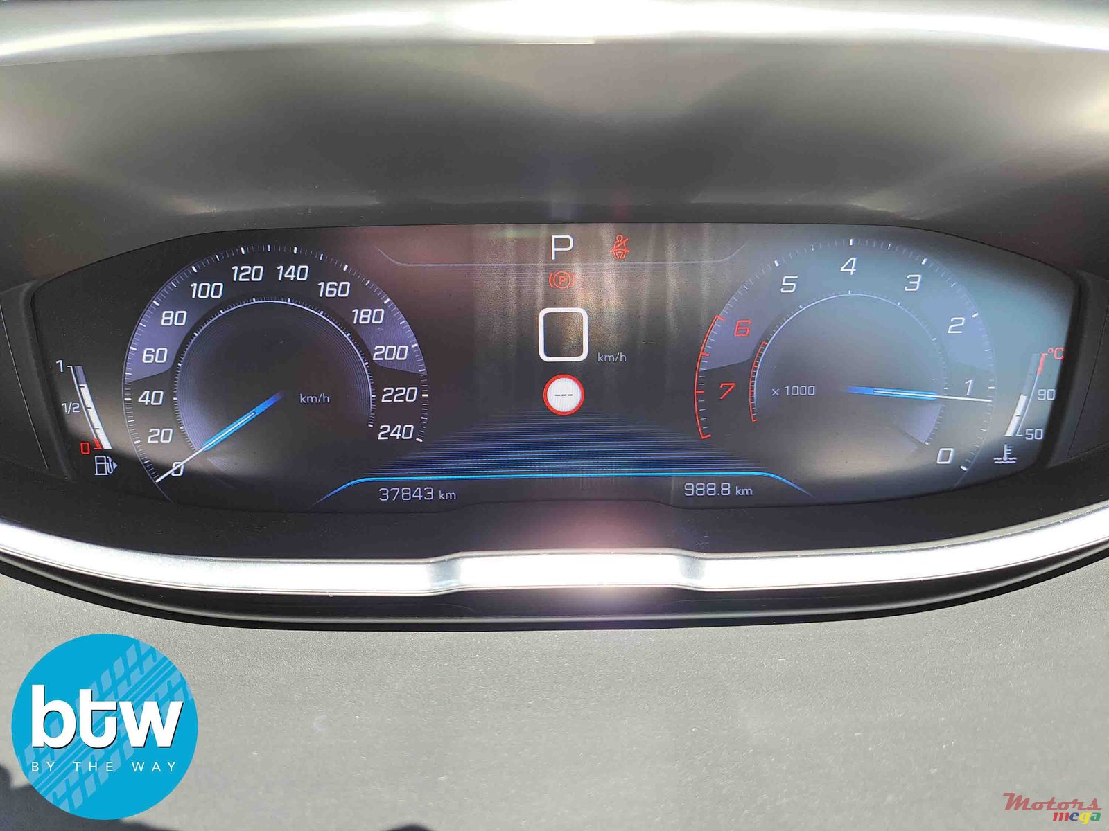 2019' Peugeot 3008 photo #7