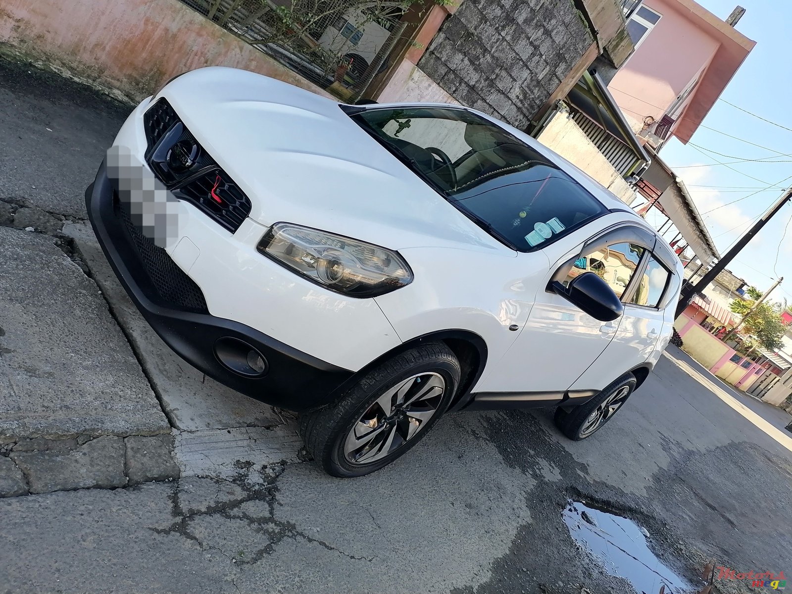 2010' Nissan Qashqai photo #1
