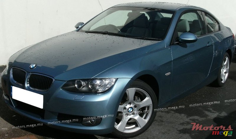 2009' BMW 3 Series Coupe Highline photo #1