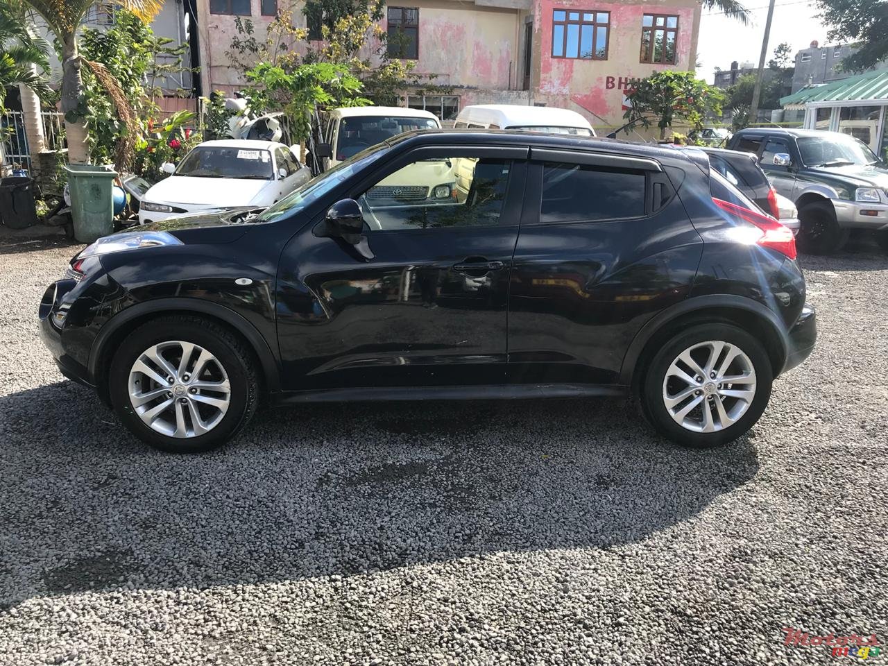 2012' Nissan Juke photo #3