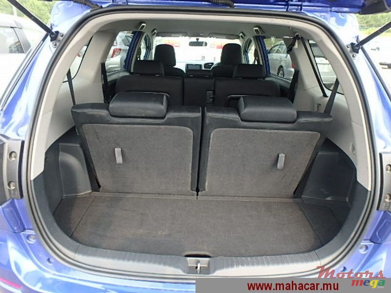 2012' Toyota Wish X photo #12