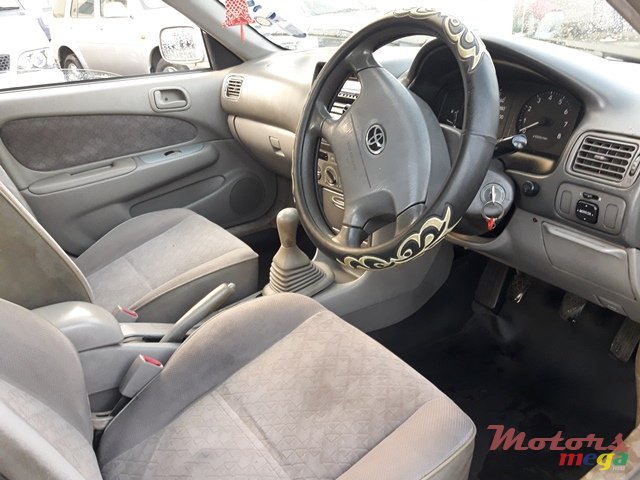 2001' Toyota EE111 photo #7