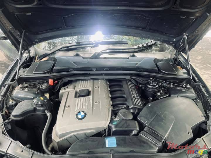 2006' BMW 325 photo #7