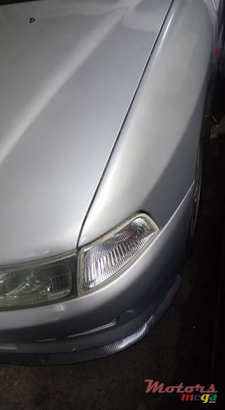 2000' Mitsubishi Lancer photo #4