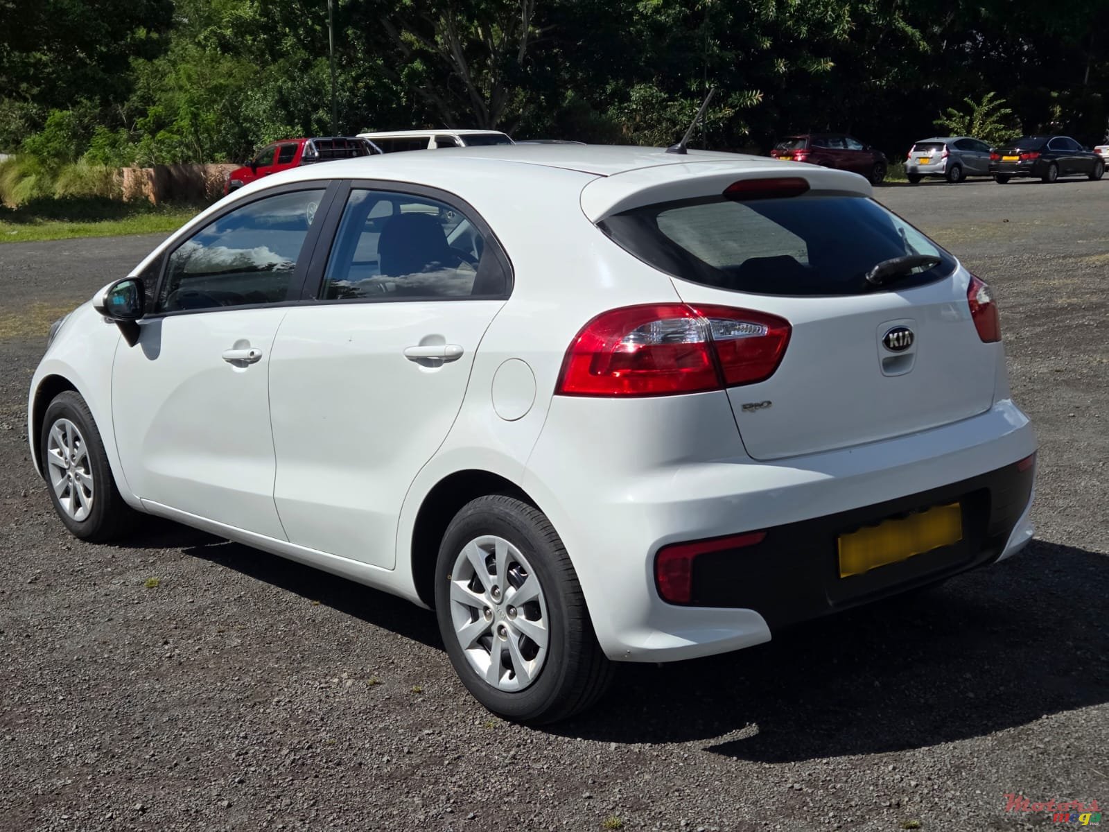 2016' Kia Rio photo #1