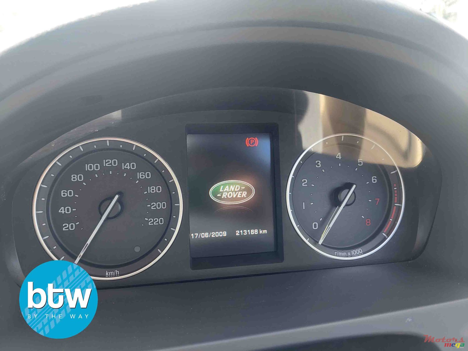 2013' Land Rover Freelander photo #7