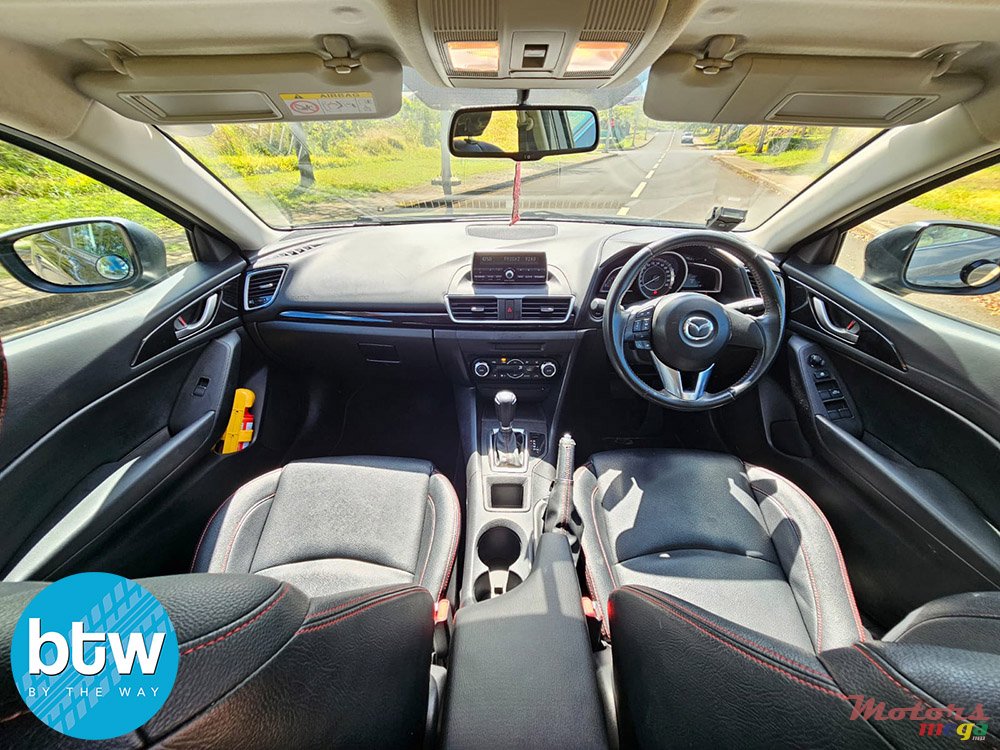 2016' Mazda 3 photo #7