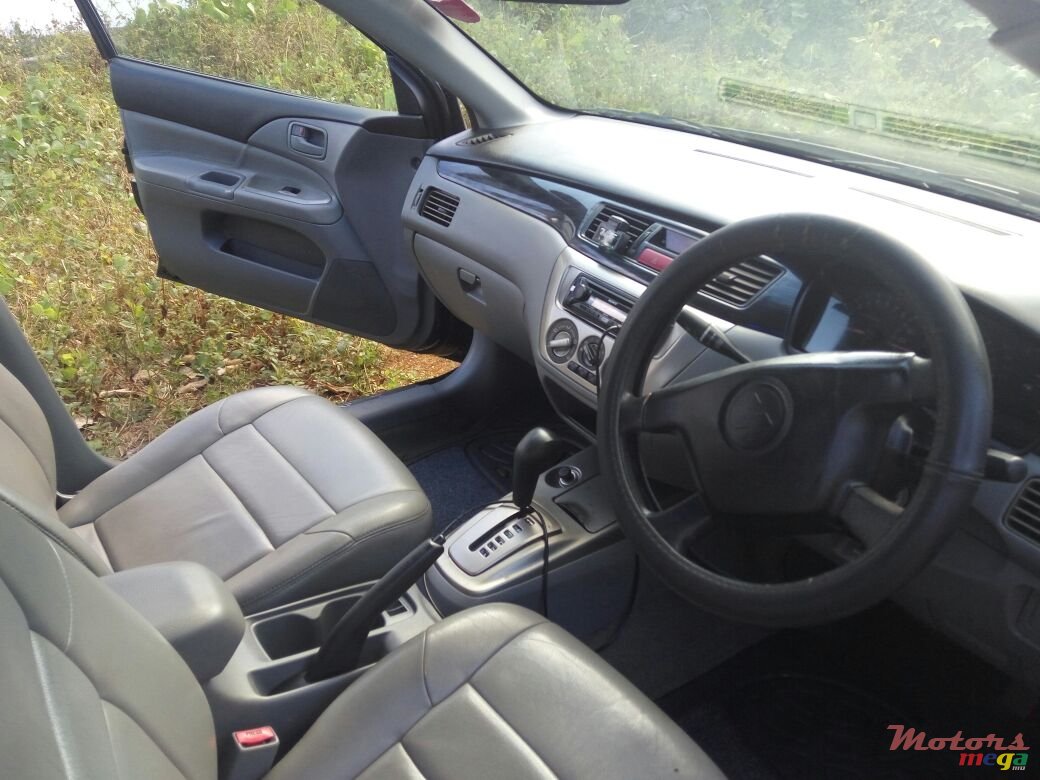 2005' Mitsubishi Lancer none photo #6