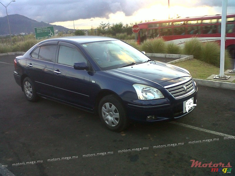 2006' Toyota Premio photo #3