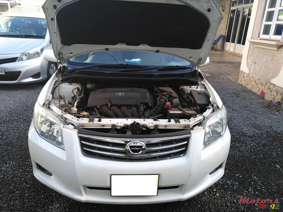 2010' Toyota Axio photo #6