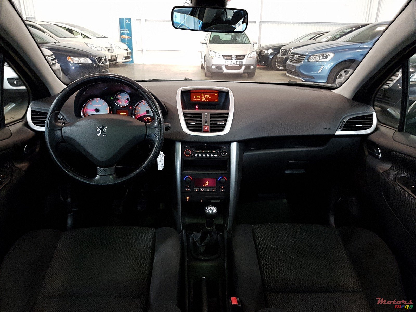 2008' Peugeot 207 Premium HDI photo #5