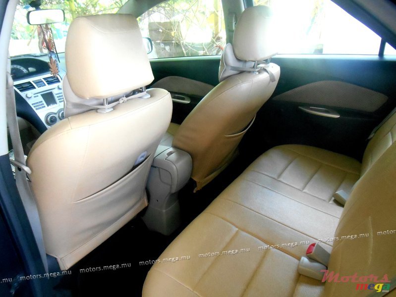 2006' Toyota BELTA photo #4