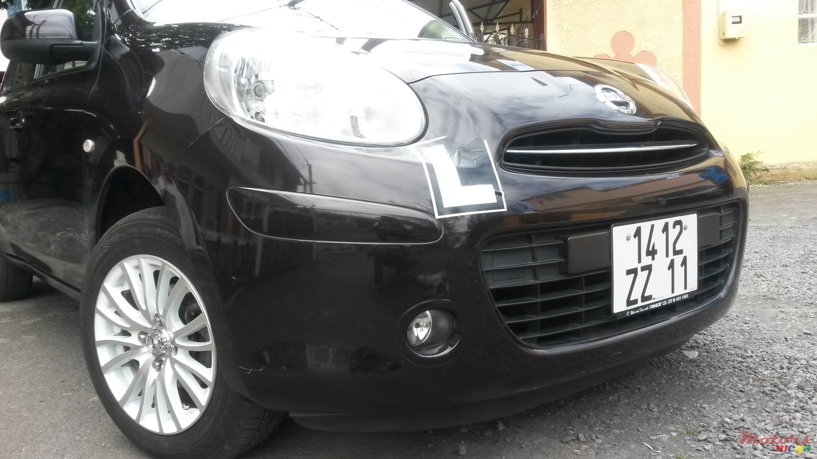 2011' Nissan Micra photo #1