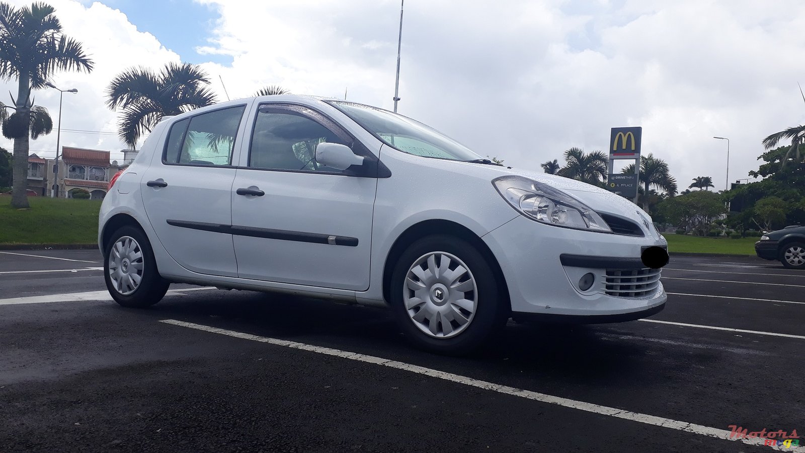 2007' Renault Clio photo #1