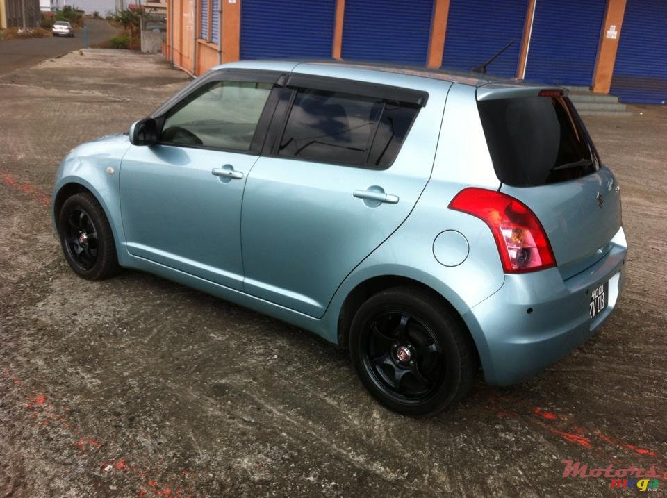 2008' Suzuki Swift automatic photo #2