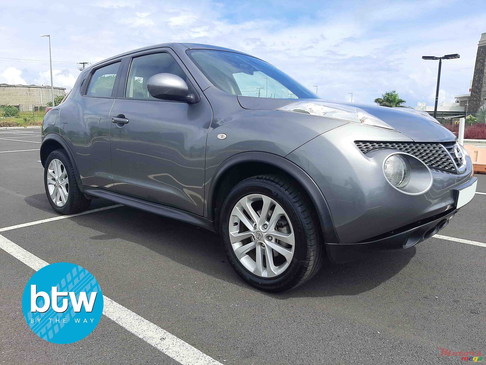 2014' Nissan Juke photo #1