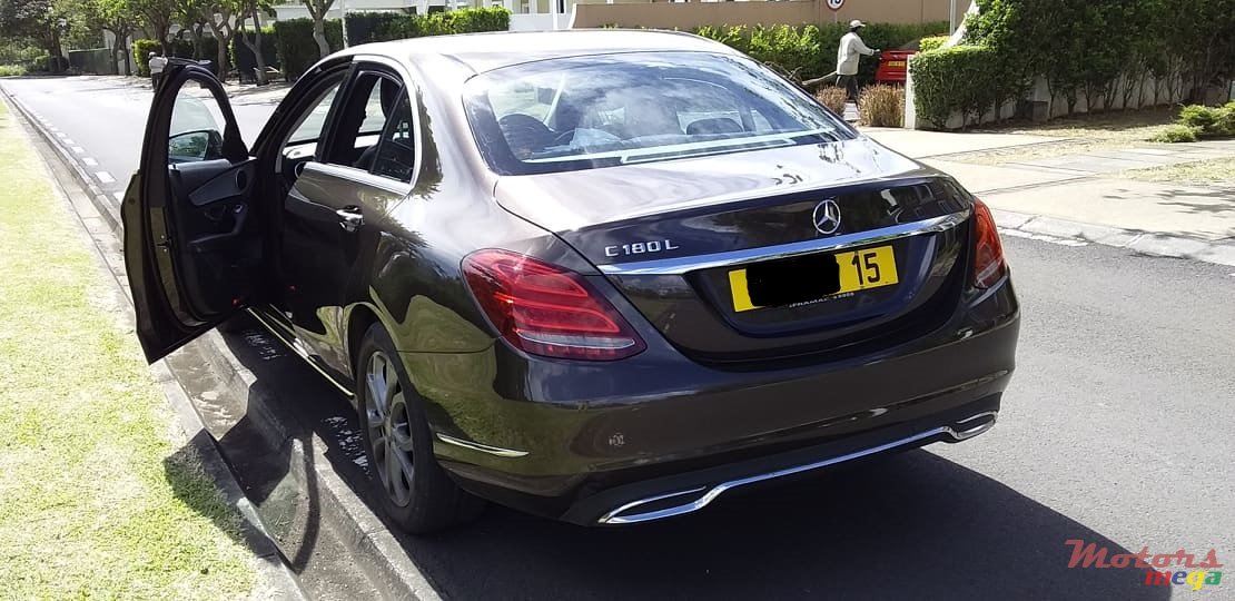 2015' Mercedes-Benz C-Class photo #6