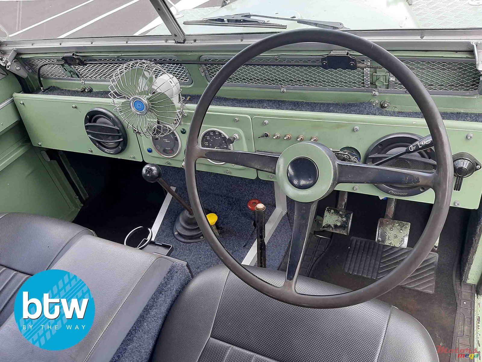 1970' Land Rover photo #7