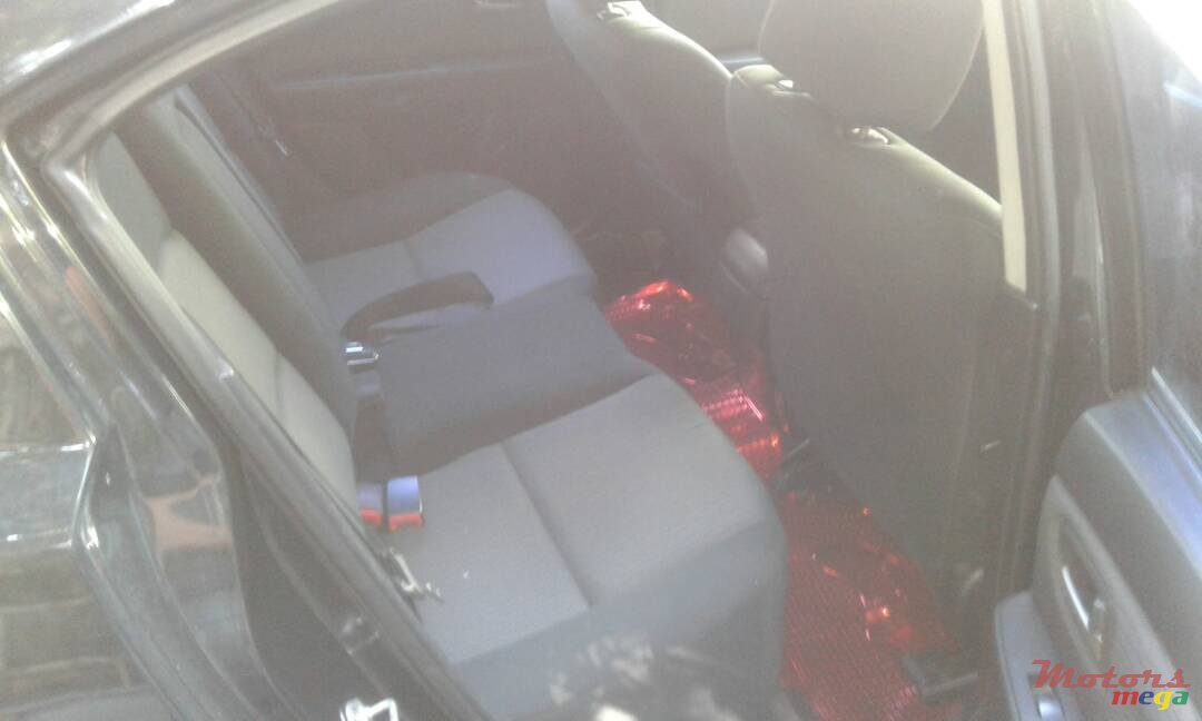 2004' Mazda 3 photo #3