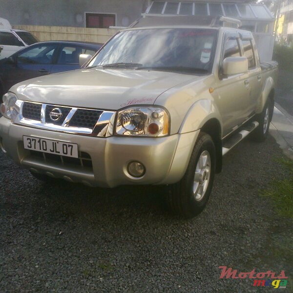 2007' Nissan Hardbody PREDATOR photo #1