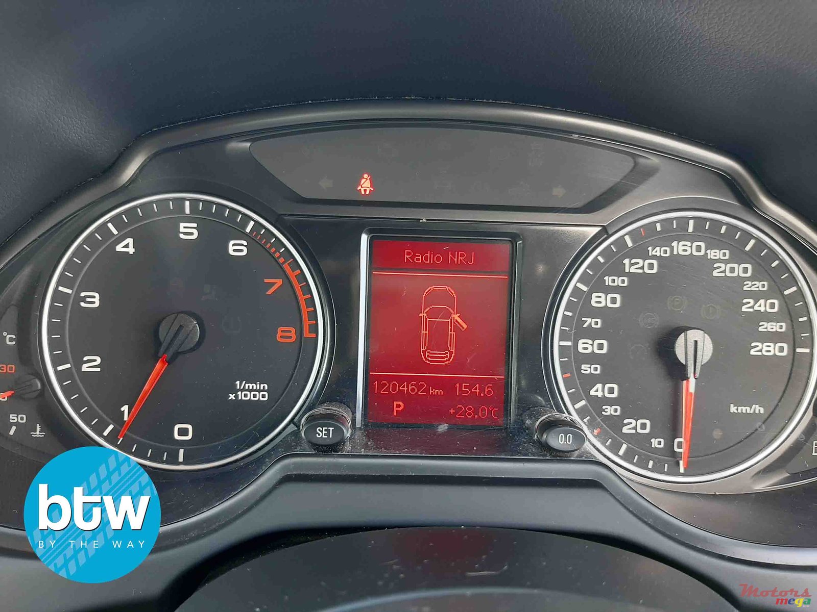 2013' Audi Q5 photo #7