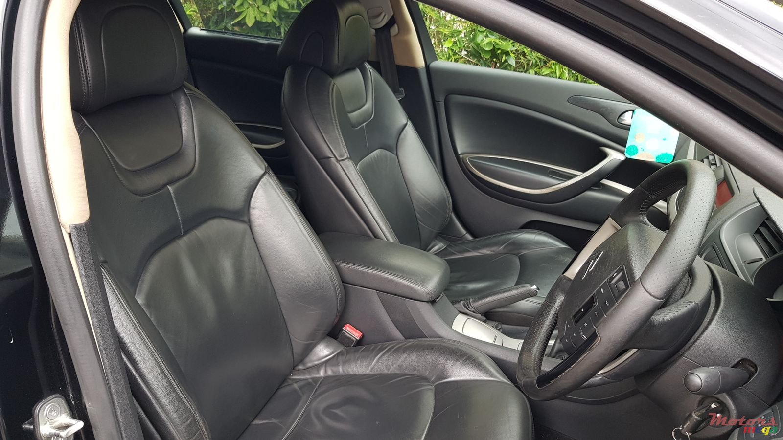 2012' Citroen C5 Automatic 1.6 photo #6