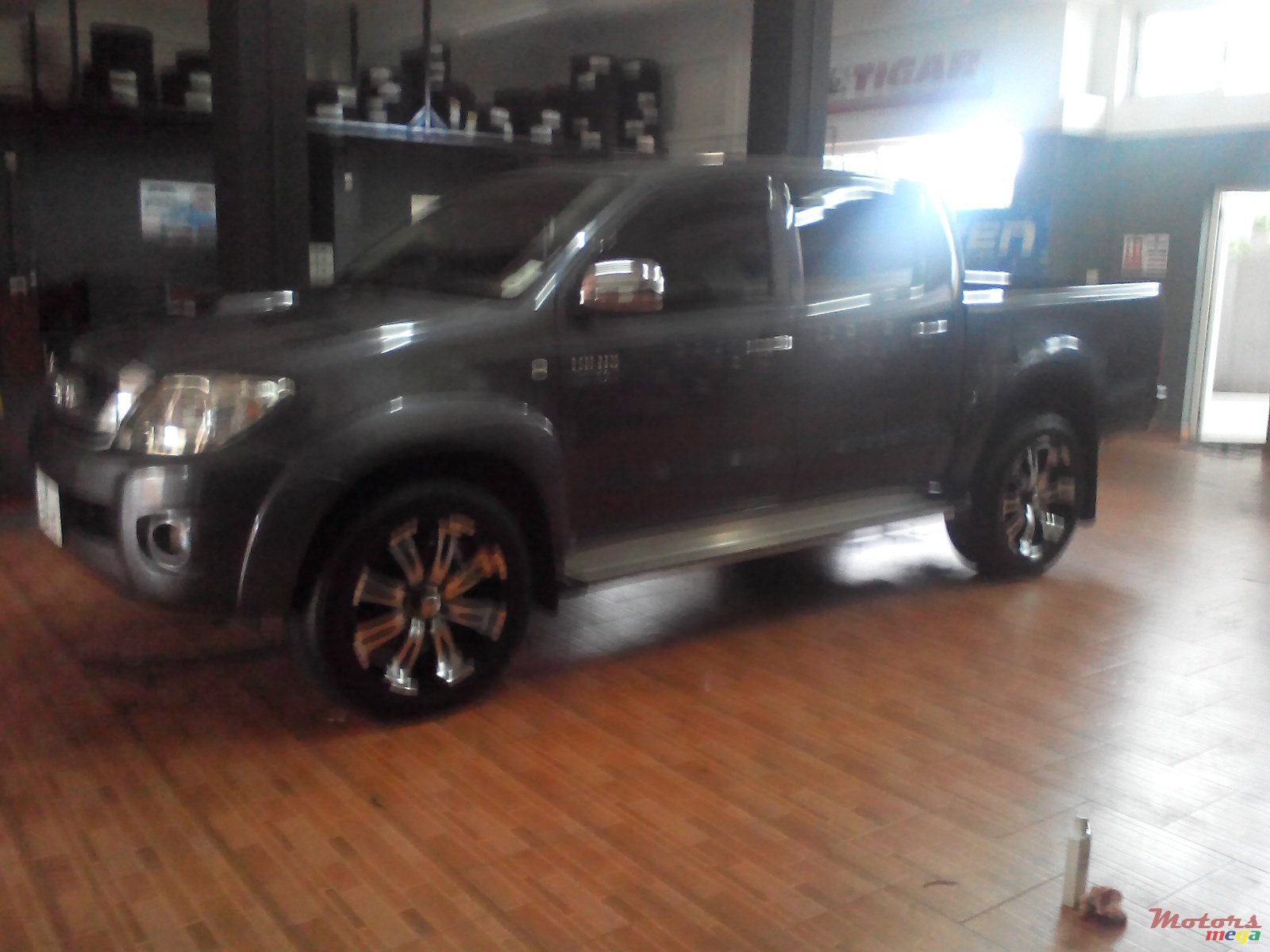 2010' Toyota Hilux photo #1