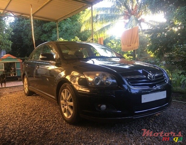 2006' Toyota Avensis photo #3