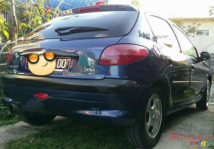 2000' Peugeot 206 photo #2