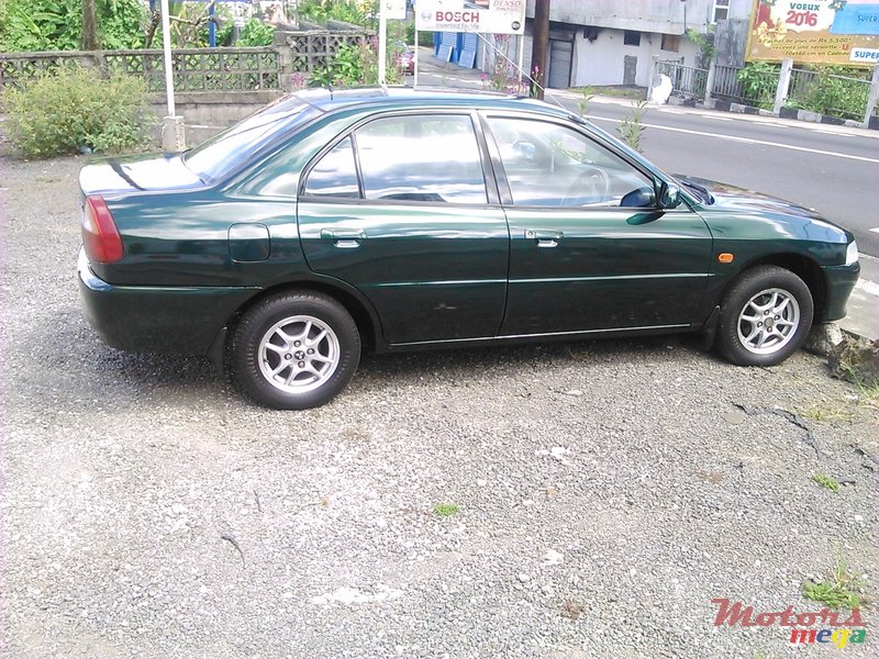 1998' Mitsubishi Lancer glx photo #1