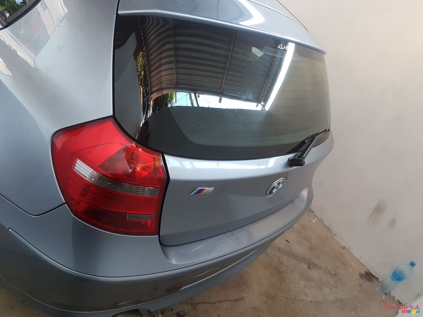 2010' BMW 1 Series 5 Door photo #7